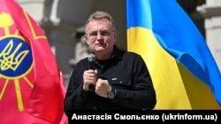 Андрій Садовий згодом прокоментував інцидент, заявивши, що це «хуліганство, а не замах»