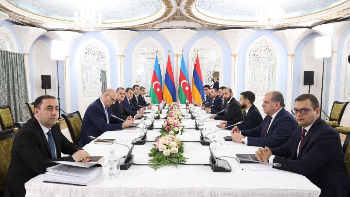 armenian-azeri-fms-meet-in-kazakhstan