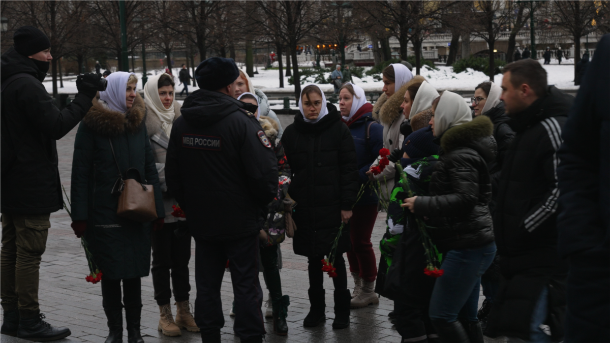 родички мобілізованих провели одиночні пікети в Москві