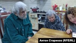 ლევ რისკინი ცოლთან და შვილთან ერთად