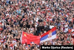 Ispred Palate Srbija, gdje su održani sastanci Si Đinpinga i Aleksandra Vučića, kineskog predsjednika dočekalo je više hiljada građana, Beograd, 8. maj 2024.