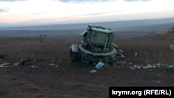 Залишки знищеної військової техніки ЗСУ неподалік від села Роботиного