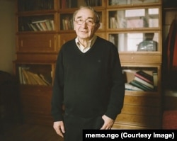 Арсений Рогинский