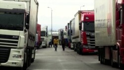 Польские водители грузовиков продолжают блокировать пункты пропуска на границе с Украиной