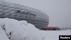 د جرمني یوه څنډه، ارشیف 