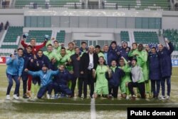 "Абдыш-Ата" командасы клубдар арасындагы АФК Кубогунун плей-офф баскычына чыккан Кыргызстандын алгачкы клубу болду.