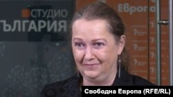 Десислава Николова