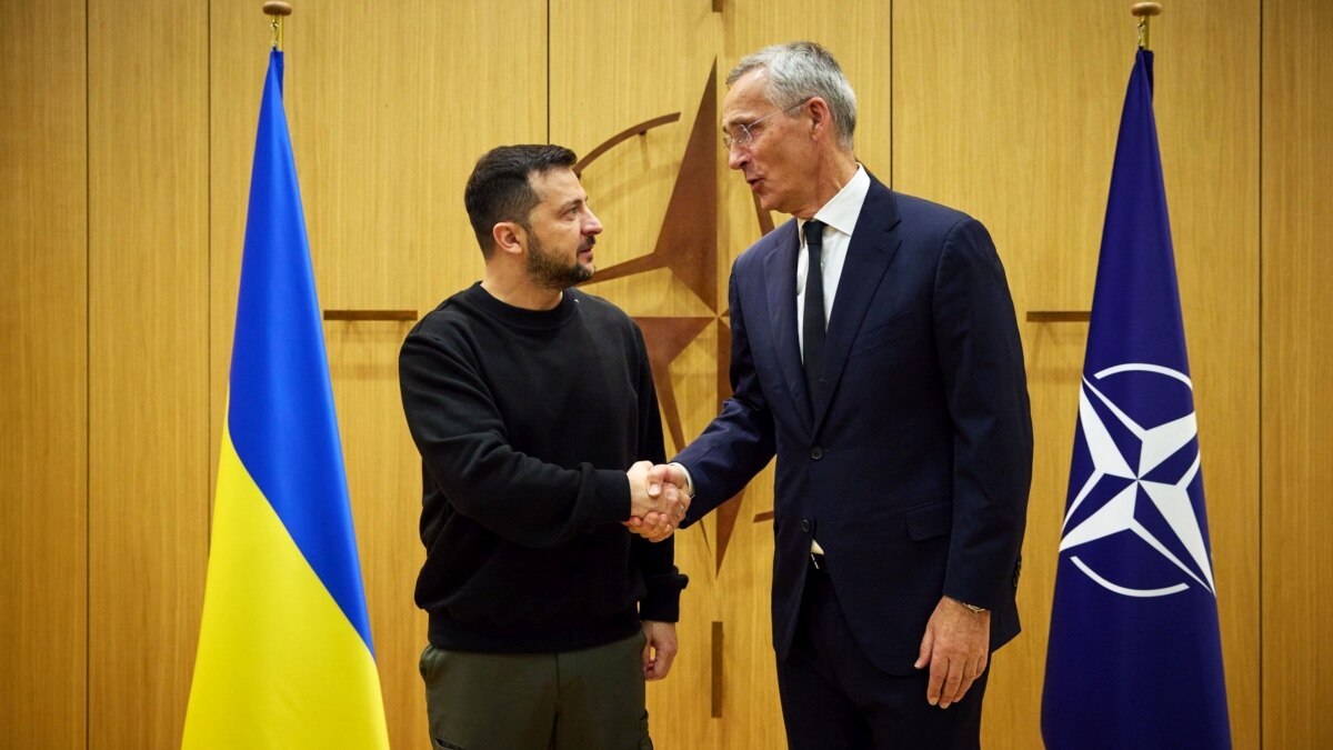 Зеленський у Давосі зустрівся із генсеком НАТО