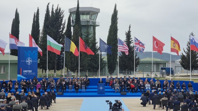 Përurohet baza ajrore e NATO-s në Shqipëri