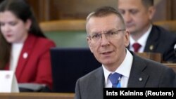 Președintele Letoniei, Edgars Rinkēvičs, avertizează că, fără sprijinul occidental, ucrainenii vor pierde războiul, iar Rusia va putea amenința alte țări în viitor.