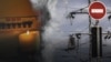 Фотоколаж: енергетична криза в Україні внаслідок масованих обстрілів Росії 