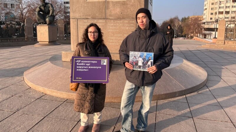 Алматыда Oyan, Qazaqstan кыймылынын үч активисти кармалды