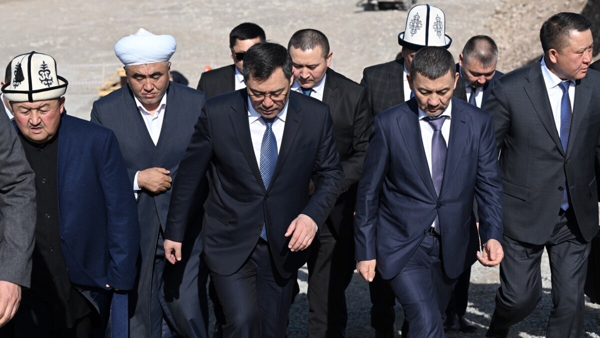 Bad Company: Are Kyrgyzstan's Smuggling Kings Being Legitimized? - Vimarsana News
