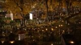 <font style="vertical-align: inherit;"><font style="vertical-align: inherit;">The Rasos Cemetery in Vilnius, Lithuania, was lit up on November 1 with thousands of candles to honor the dead, including many famed Belarusians.&nbsp;</font></font>