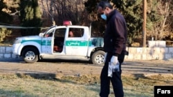 به‌دنبال انفجار دست‌کم دو بمب در مراسم سالگرد قاسم سلیمانی در کرمان، انتقادها از دستگاه‌های امنیتی ایران بالا گرفته است