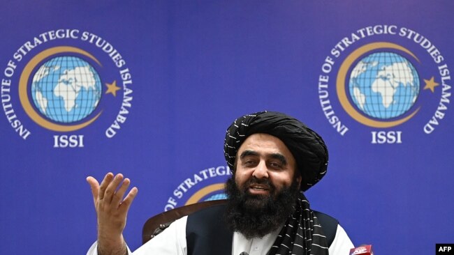 له دوحې غونډې مخکې د ملګرو ملتونو استازو څو ځله د طالبانو بهرنیو چارو وزیر او نورو چارواکو سره ولیدل، خو په غونډه کې ګډون ته یې راضي نه کړای شول