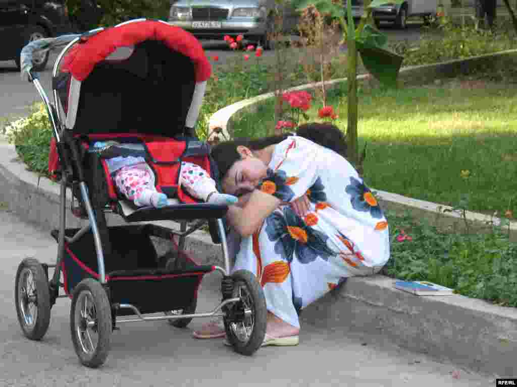 Бидуни шарҳ