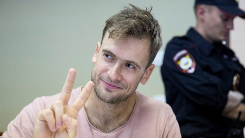 Петр Верзилов пришел в сознание после отравления