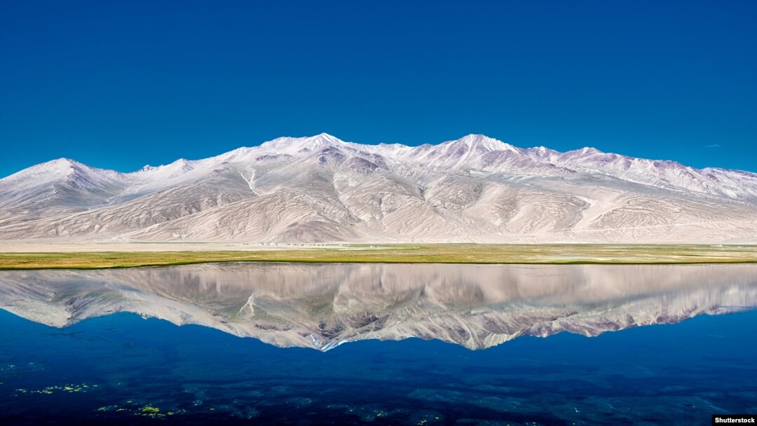 The alpine lake of Bulunkul in Tajikistan.