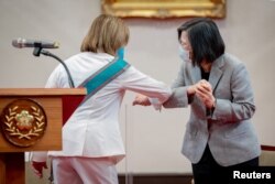Nancy Pelosi s-a întâlnit cu președinta Taiwanului Tsai Ing-wen în ciuda opoziției Chinei. Acesta este primul subiect din newsletter-ul lansat de Ambasada Chinei la București imediat după eveniment.