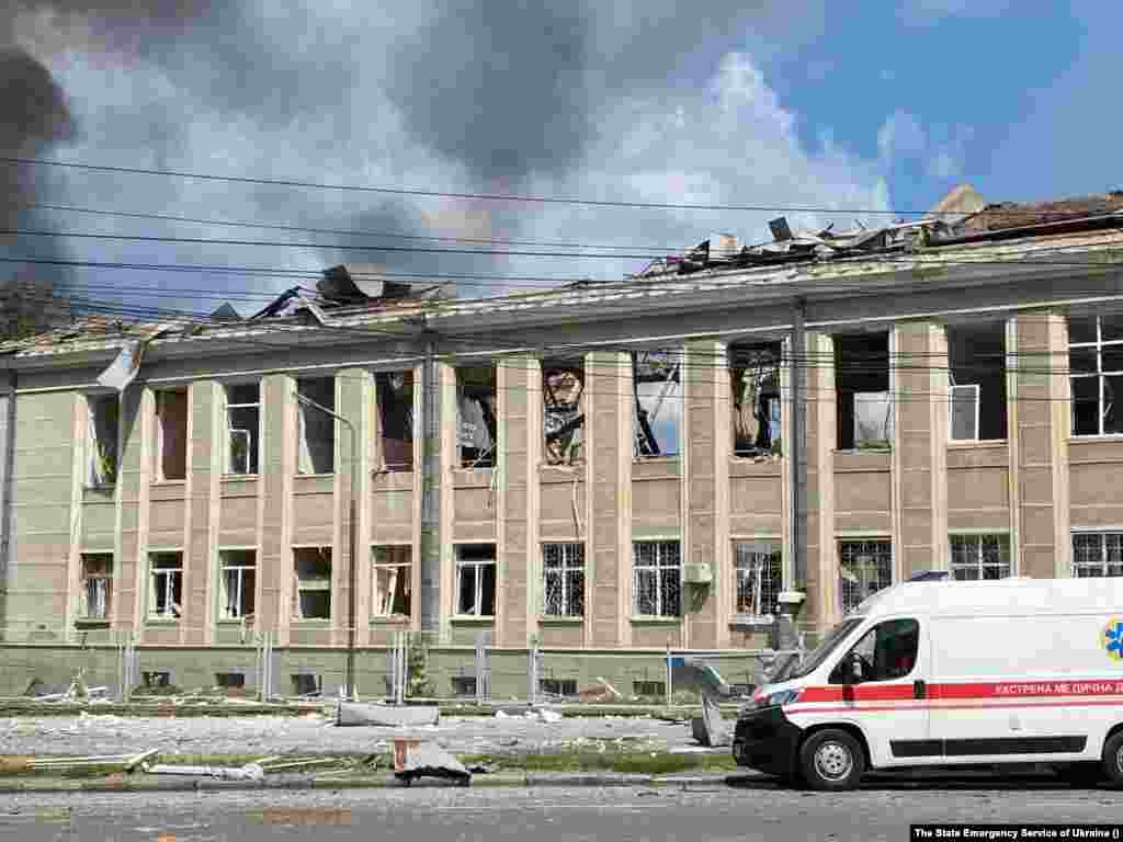 Російська ракета також влучила у Вінницький будинок офіцерів. 14 липня 2022 року