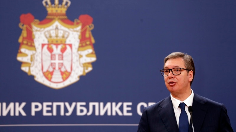 Drago mi je da se ambasador SAD neće mešati u izbor Vlade Srbije, kaže Vučić