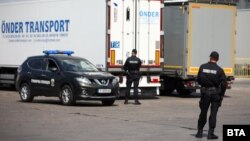 Гранични полицаи патрулират в района на граничния пункт "Капитан Андреево".