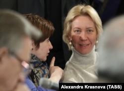 Журналист Ольга Романова и телеведущая Татьяна Лазарева (слева направо) на заседании оргкомитета шествия оппозиции, 2012 год