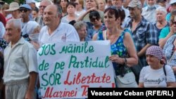 Simpatizanți ai Partidului Șor la un protest antiguvernamental în Chișinău, 2022
