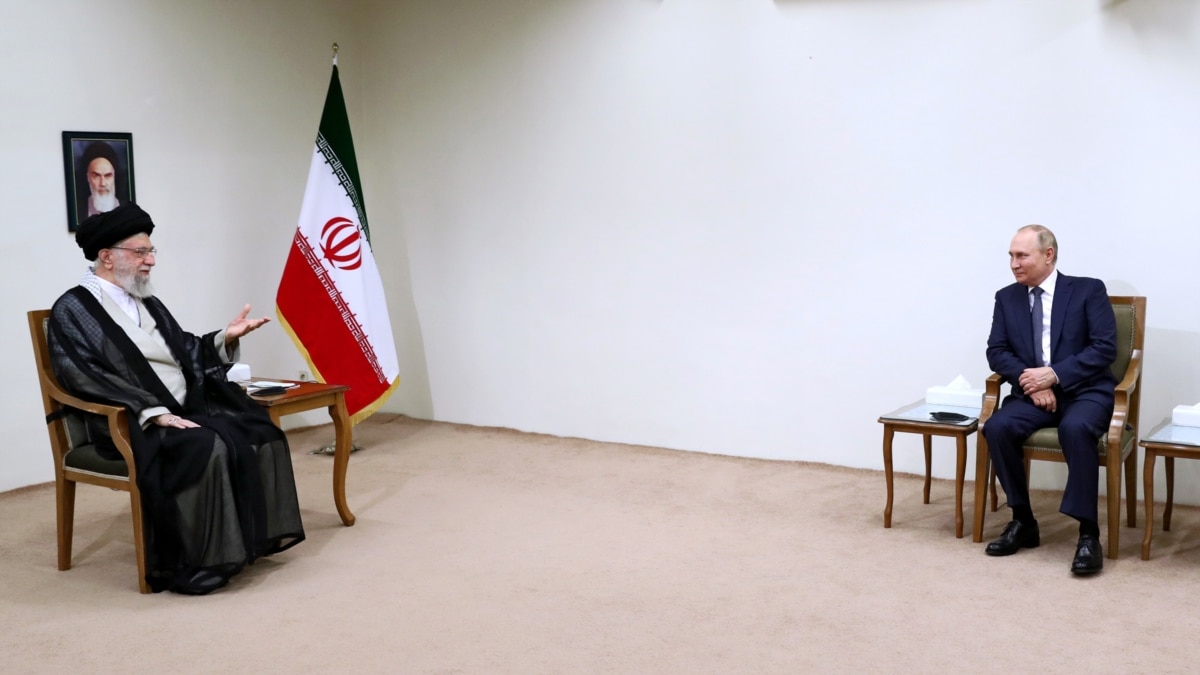 The Farda Briefing: Iran, Russia Deepen Ties In Face Of Western