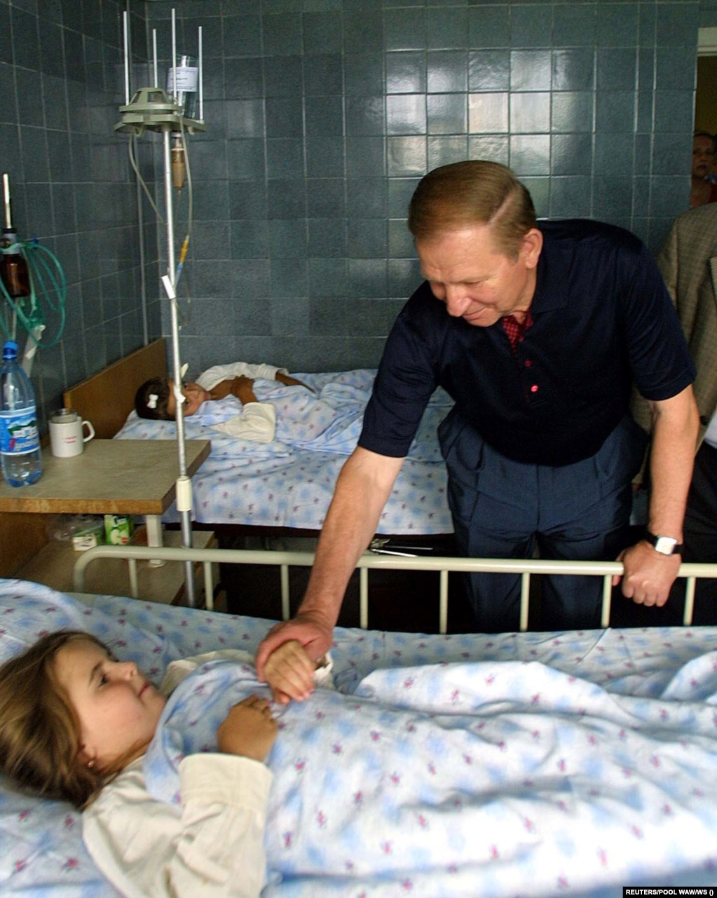 Presidenti i atëhershëm ukrainas, Leonid Kuchma, vizitoi të lënduarit në ditën e aksidentit. Kuchma fajësoi publikisht ushtrinë për katastrofën dhe shkarkoi kreun e Forcave Ajrore të Ukrainës.