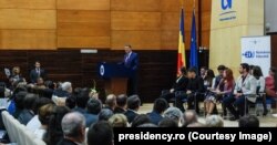Klaus Iohannis la deschiderea anului universitar la Timișoara în 3 octombrie 2016 cu un discurs despre plagiat