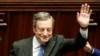 A távozó Mario Draghi az olasz parlament alsóházának ülésén 2022. július 21-én