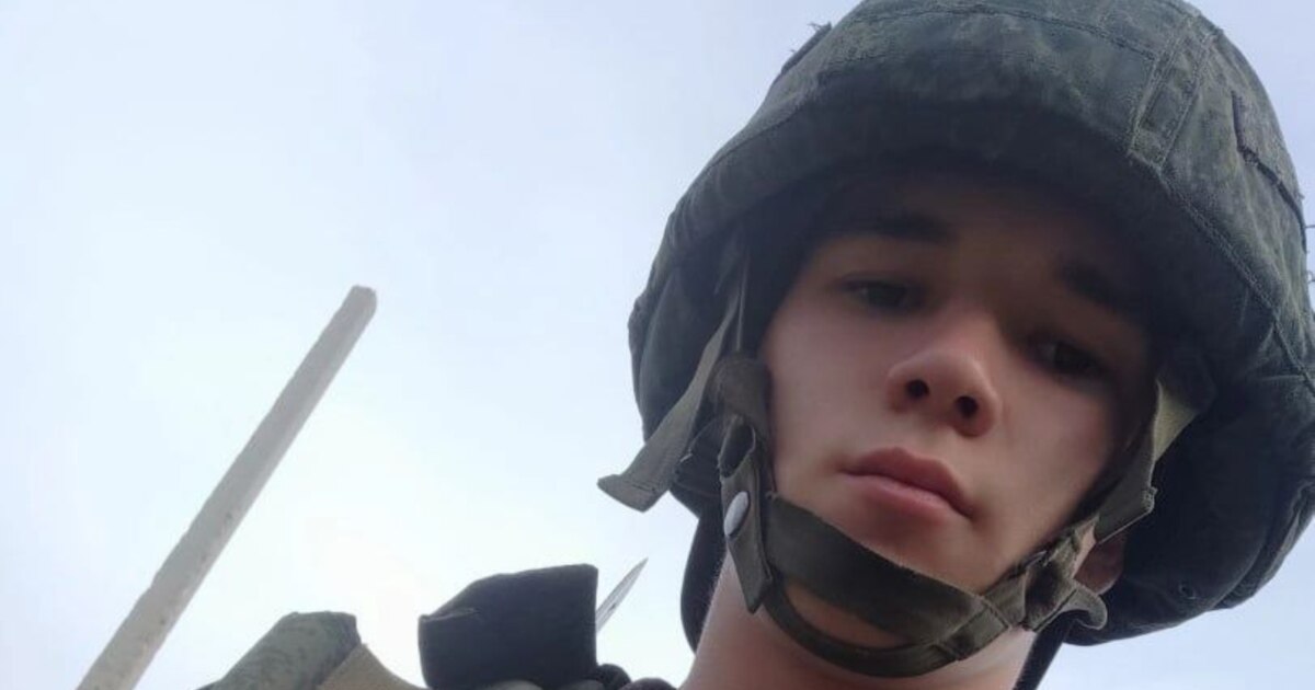 Дарья Повереннова фильмде жалаңаш.