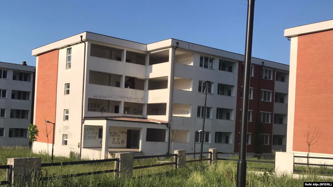 Stambene jedinice bez stanara u Štrpcu