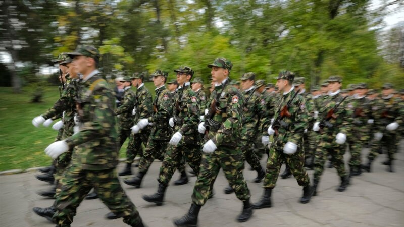 Bukurešt upozorava na 'lažne vijesti' da Rumunija skuplja vojsku na granici sa Moldavijom