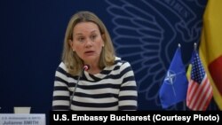 Ambasadoarea SUA la NATO a avut o întâlnire cu presa din România, la București.