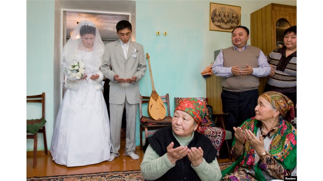 Интернеттегі орыс гламурлық порно Валерия Ланскаямен порно