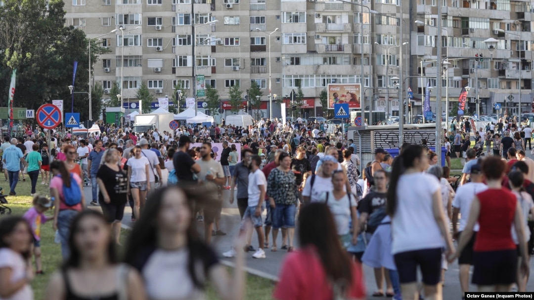 Județele Timiș, Iași și municipiul București au avut fiecare rate de recenzare de sub 90%. În capitală (foto, cu caracter ilustrativ), puțin peste 85% din cei peste 1,8 milioane de locuitori estimați au fost recenzați. 