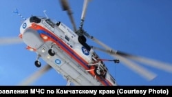 Вертолёт МЧС на Камчатке