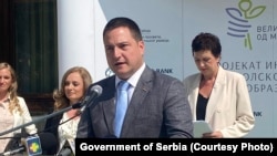 Branko Ružić, tada kao potpredsednik Vlade Srbije, govori na otvaranju autoputa kod Kruševca juna 2021. godine. 
