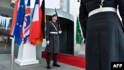 Вхід до будівлі канцлерсва, де почався саміт через події в Лівії. Берлін, 19 січня 2020 року