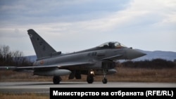 Изтребител Eurofighter F-2000 Typhoon