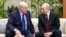 Очільники Білорусі і Росії, Олександр Лукашенко та Володимир Путін розмовляють на полях зібрання  Вищої Євразійської економічної ради Євразійського економічного союзу (ЄАЕС) у Палаці Незалежності в Астані. Казахстан,  29 травня 2026 року