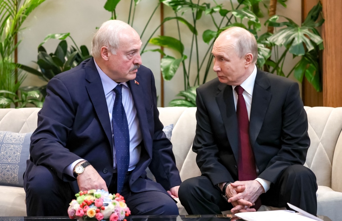 Росія тисне на Лукашенка, намагаючись відкрити новий фронт у війні – WSJ