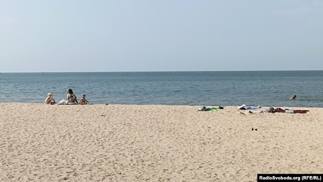 Пляж окупованого Бердянська серпень 2022 року