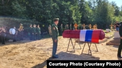 Похороны погибших мобилизованных в России, архивное фото