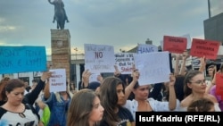 Pamje nga protestat në Shkup kundër dhunës ndaj grave.