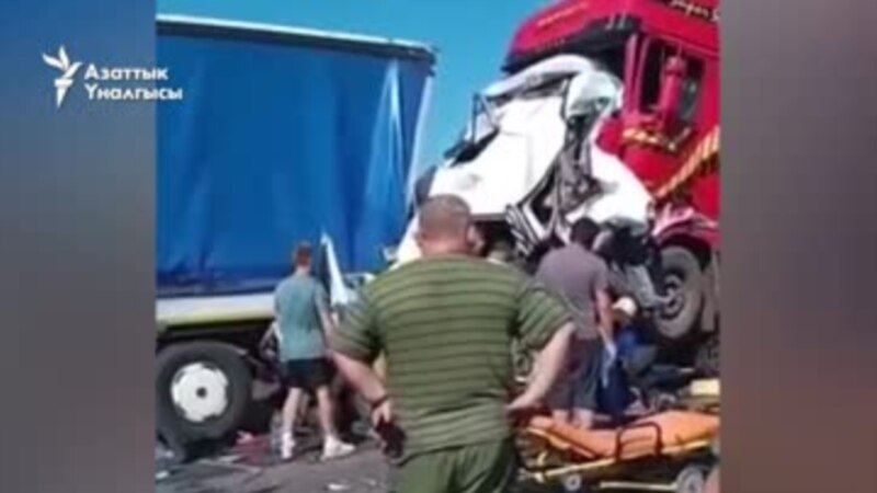 Орусияда жол кырсыгы 14 мигранттын өмүрүн алды 