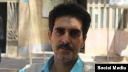 محمد بساطی، خبرنگار اهل کوهدشت لرستان که با شکایت کمیته امداد به شش ماه حبس محکوم شده است